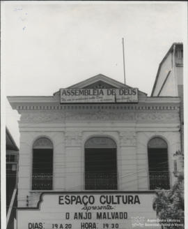 Espaço cultural e igreja evangélica