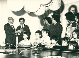 Entrega de homenagens à UFV.